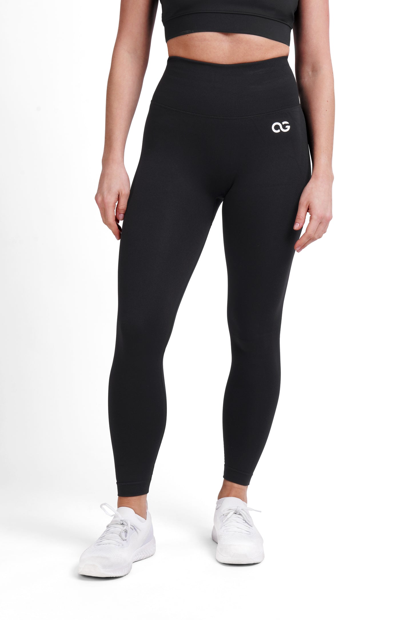 OG Women's Scrunch Seamless Leggings White Black - Front View - Original Greatness
