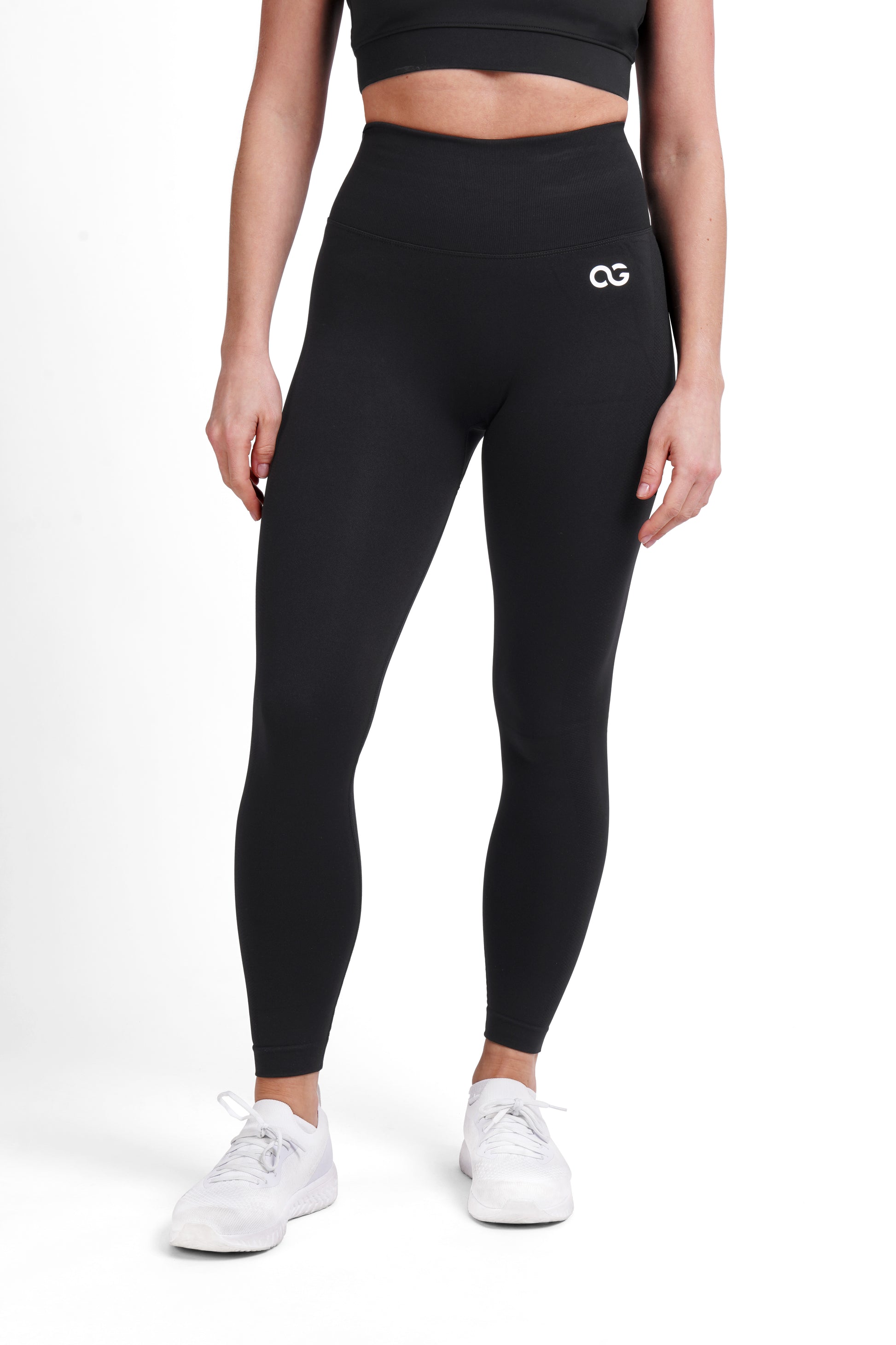 OG Women's Scrunch Seamless Leggings White Black - Front View - Original Greatness
